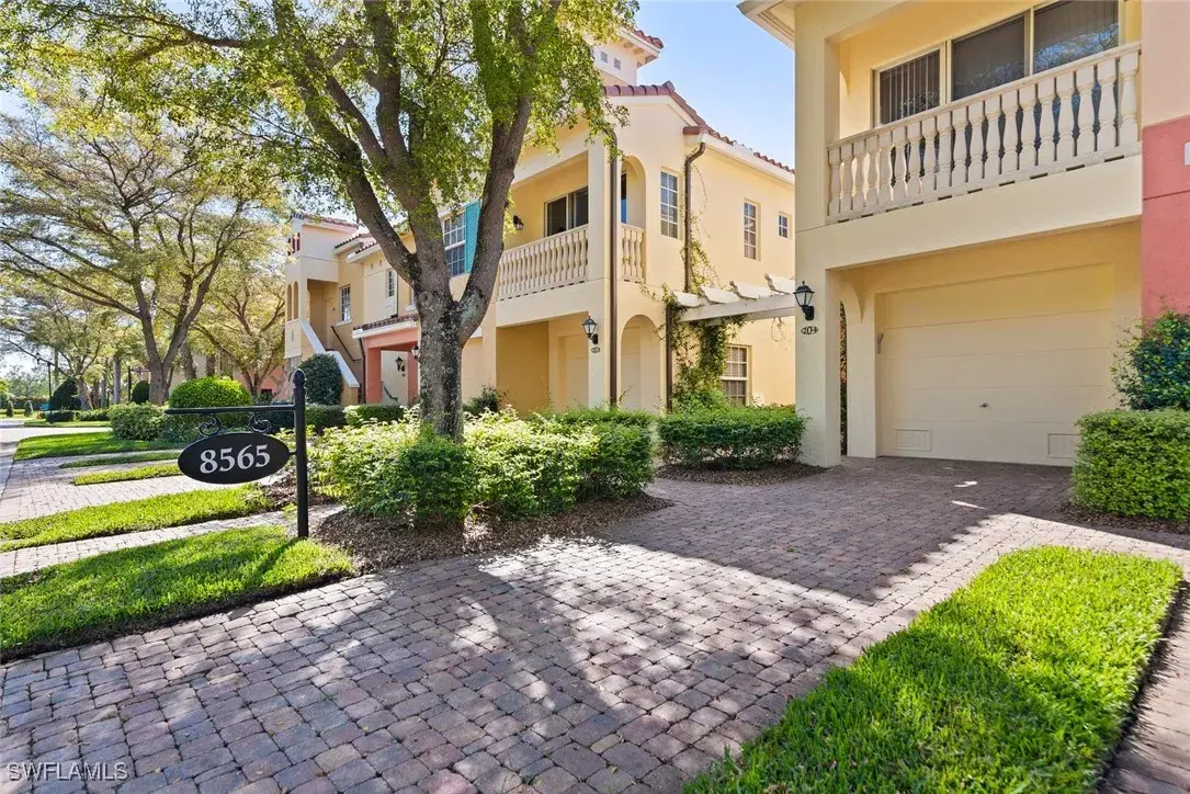 Picture of 8565 Via Garibaldi Cir 204, Estero, FL 33928