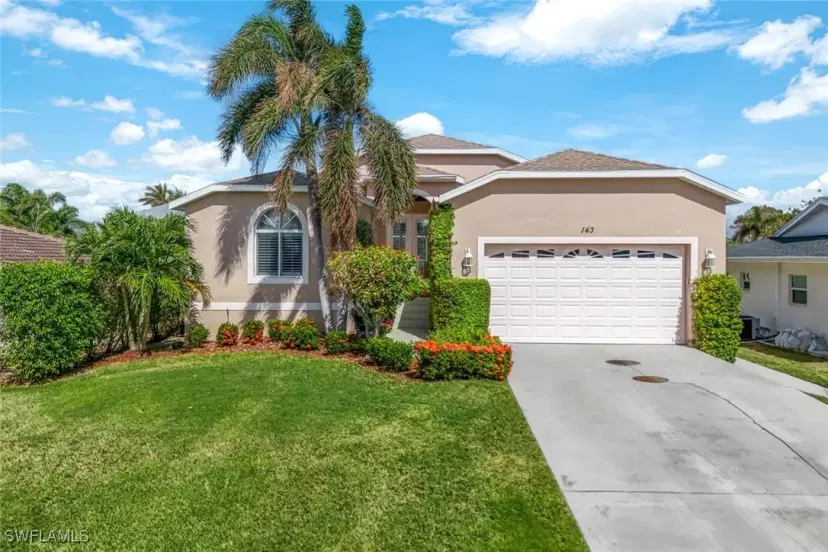 Picture of 143 Tahiti Cir, Naples FL 34113