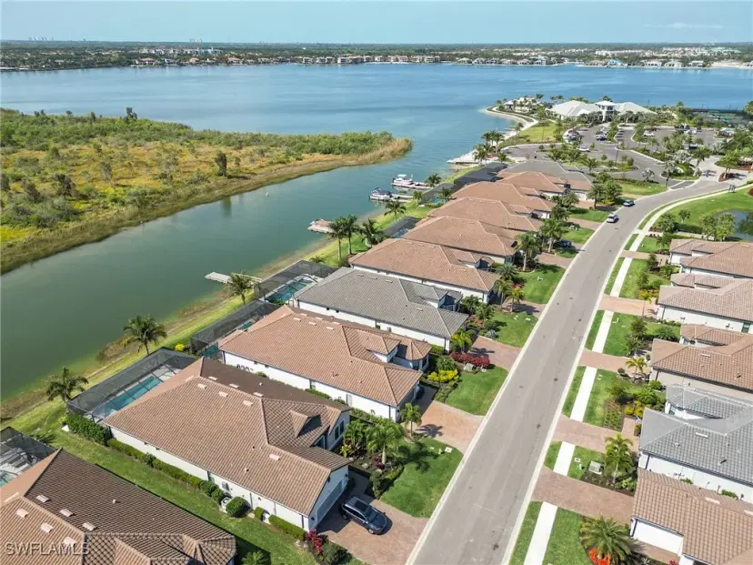 Picture of 11631 Canal Grande Dr, Fort Myers FL 33913