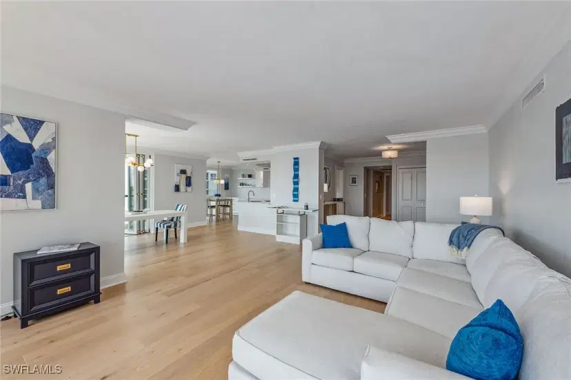 Picture of 4031 Gulf Shore Blvd N 95, Naples FL 34103