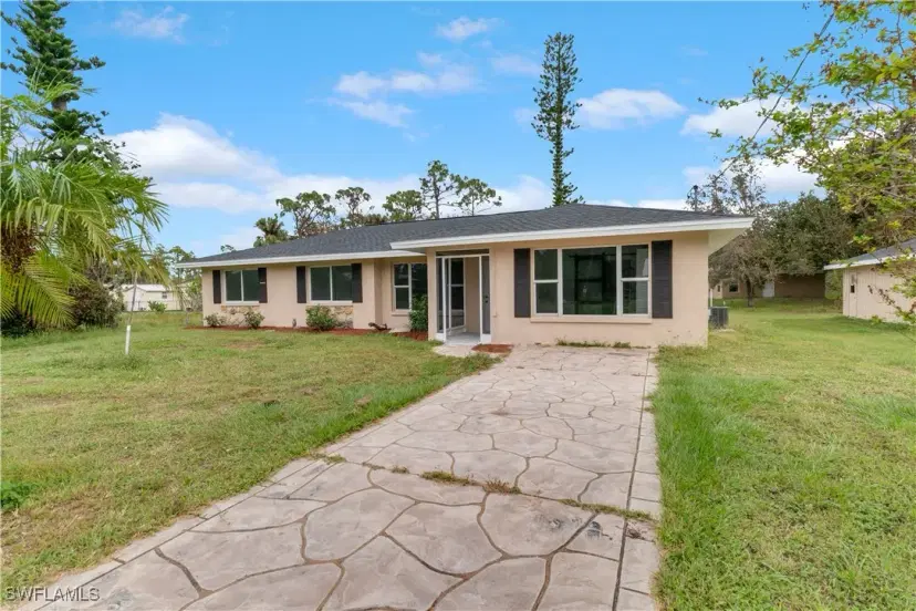 Picture of 12416 Espanol Dr, Punta Gorda FL 33955