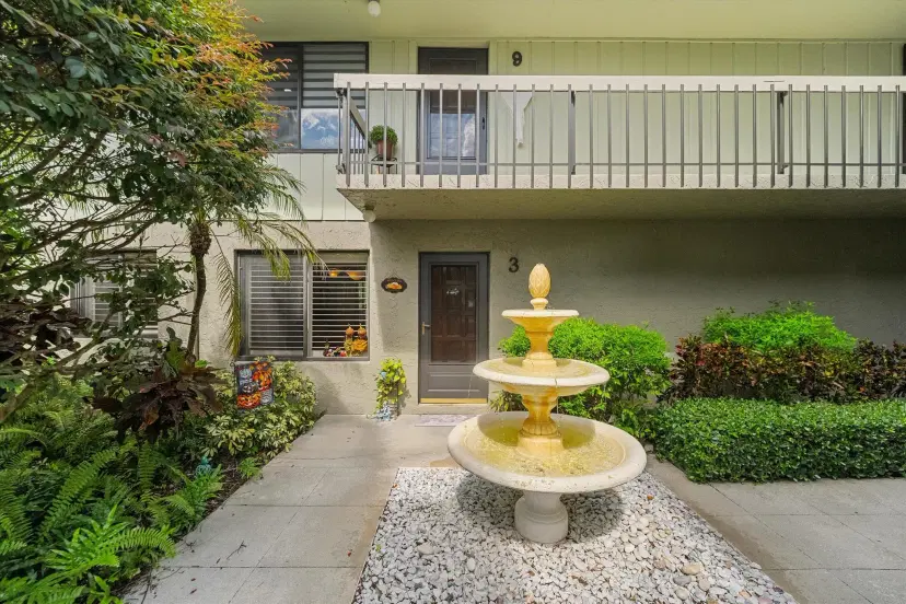 Picture of 800 NW Fork Road 7-3, Stuart FL 34994