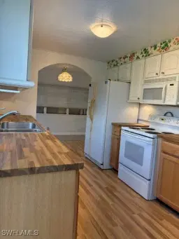 Picture of 14507 Plymouth Bend, North Fort Myers, FL 33917