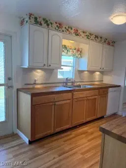 Picture of 14507 Plymouth Bend, North Fort Myers, FL 33917