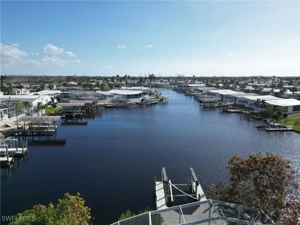 Picture of 17510 Primrose Ct, Fort Myers Beach, FL 33931
