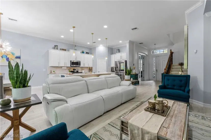 Picture of 7874 Bucks Run Dr, Naples FL 34120