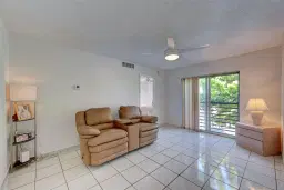 Picture of 5254 NE 6Th Ave H-30, Oakland Park, FL 33334