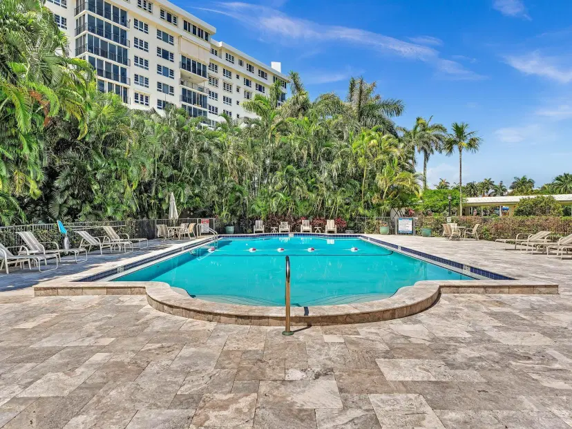 Picture of 1000 Lowry Street 7F, Delray Beach FL 33483