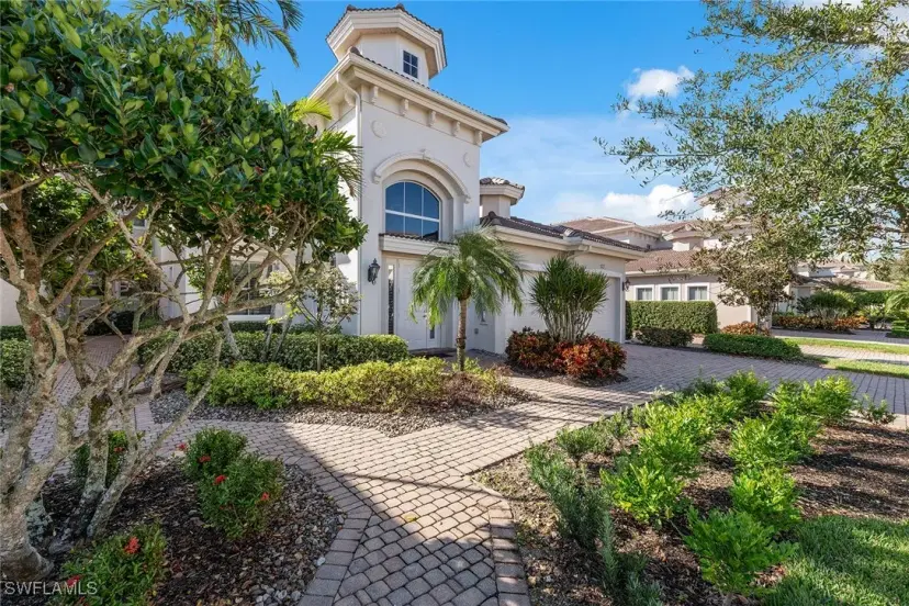 Picture of 513 Avellino Isles Cir 36202, Naples FL 34119