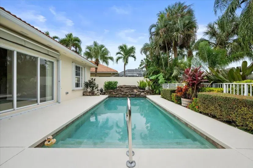 Picture of 621 Rosa Court, Palm Beach Gardens FL 33410