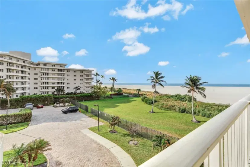 Picture of 260 Seaview Ct 309, Marco Island FL 34145