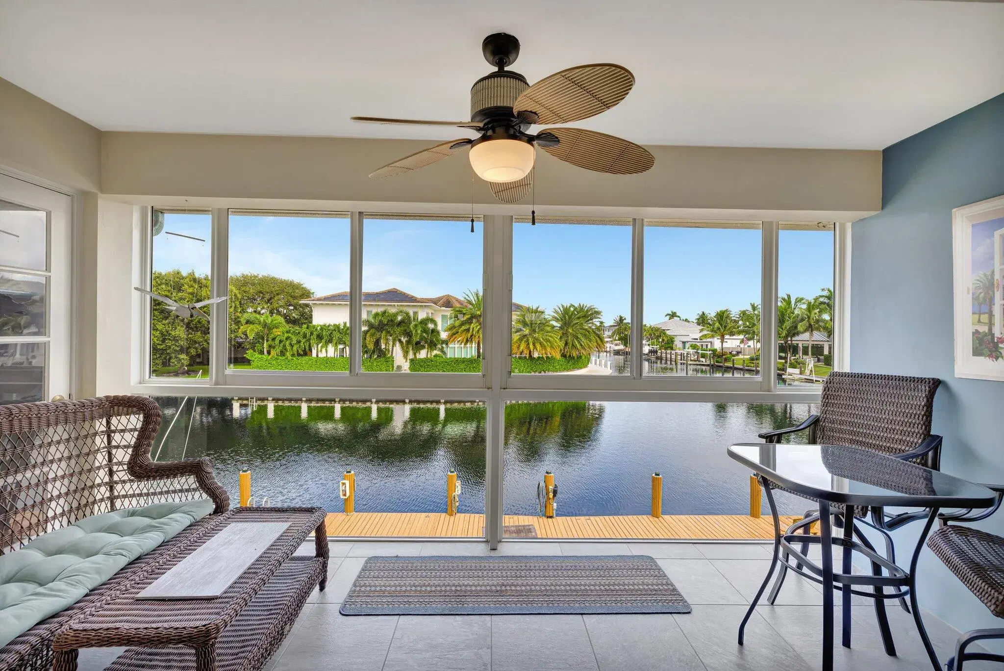 Picture of 2401 NE 36Th Street 204, Lighthouse Point, FL 33064