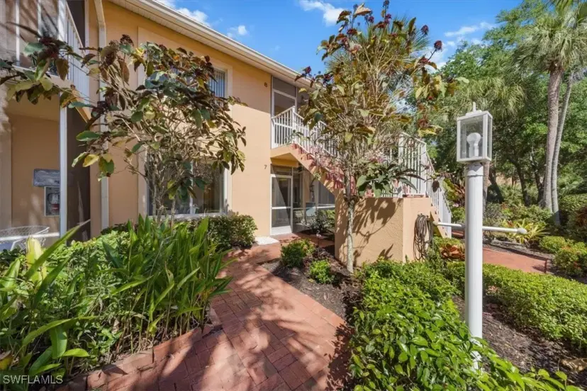 Picture of 1615 Windy Pines Dr 7, Naples FL 34112