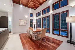 Picture of 795 18Th Ave S, Naples, FL 34102