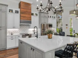Picture of 8541 Pepper Tree Way, Naples, FL 34114