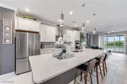 Picture of 4705 Arboretum Cir 202, Naples, FL 34112
