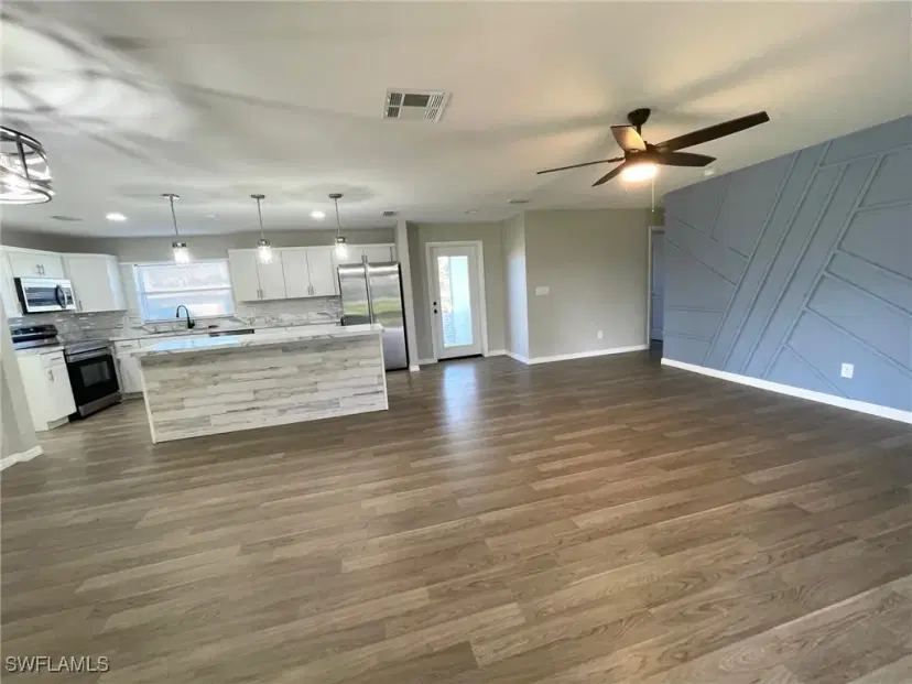 Picture of 2709 SE 18Th Pl, Cape Coral FL 33904