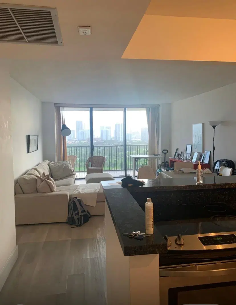 Picture of 20301 W Country Club Dr 2025, Aventura FL 33180