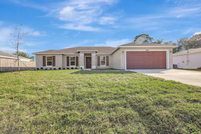 Picture of 1642 SW Alvaton Avenue, Port St Lucie FL 34953