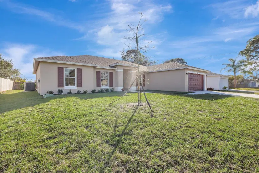 Picture of 1642 SW Alvaton Avenue, Port St Lucie FL 34953