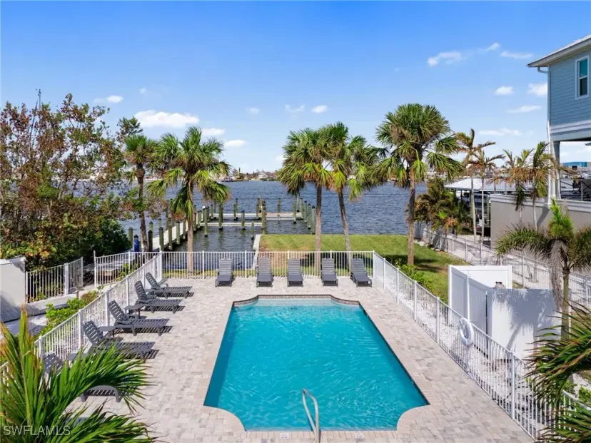 Picture of 270 Delmar Ave, Fort Myers Beach FL 33931