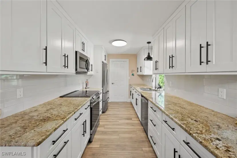 Picture of 105 S Bahama Ave, Marco Island FL 34145