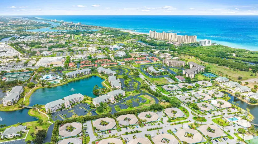 Picture of 1127 E Seminole Avenue 14D, Jupiter FL 33477