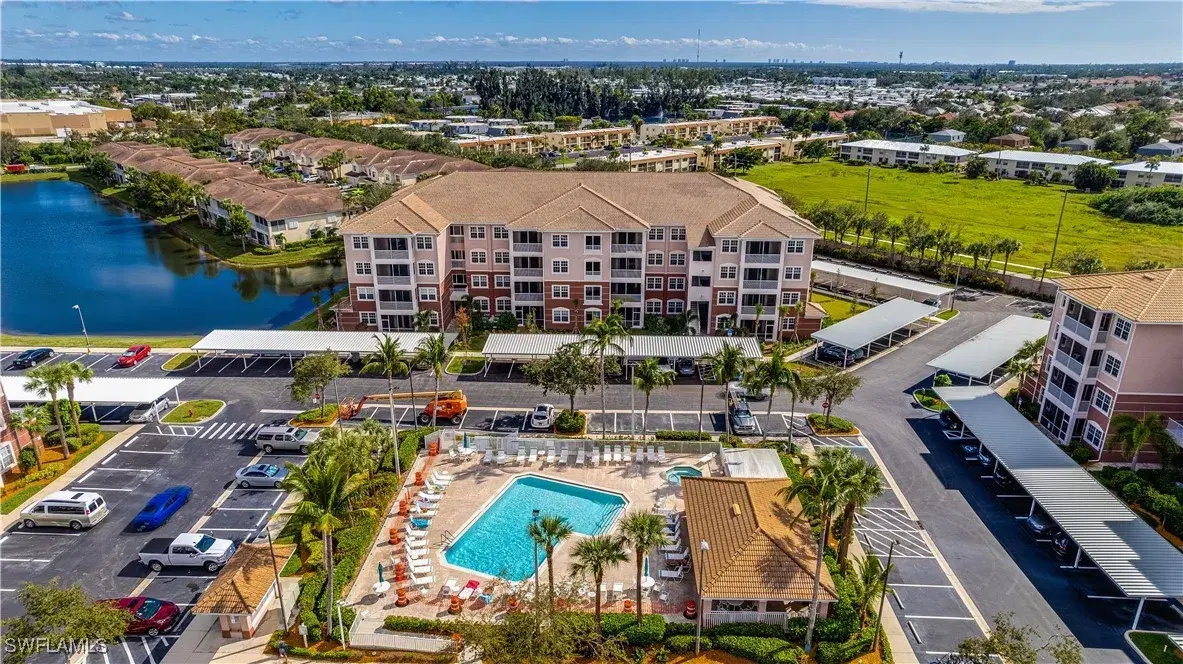 Picture of 15901 Royal Pointe Ln 307, Fort Myers, FL 33908