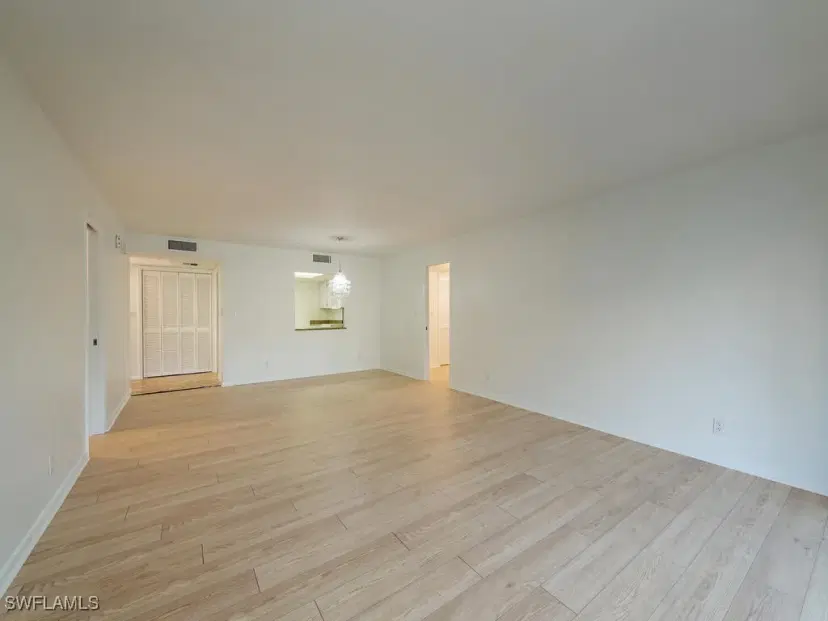 Picture of 1940A Bald Eagle Dr, Naples FL 34105