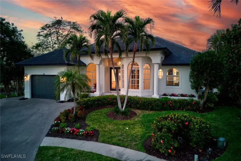 Picture of 836 Saturn Ct, Marco Island FL 34145