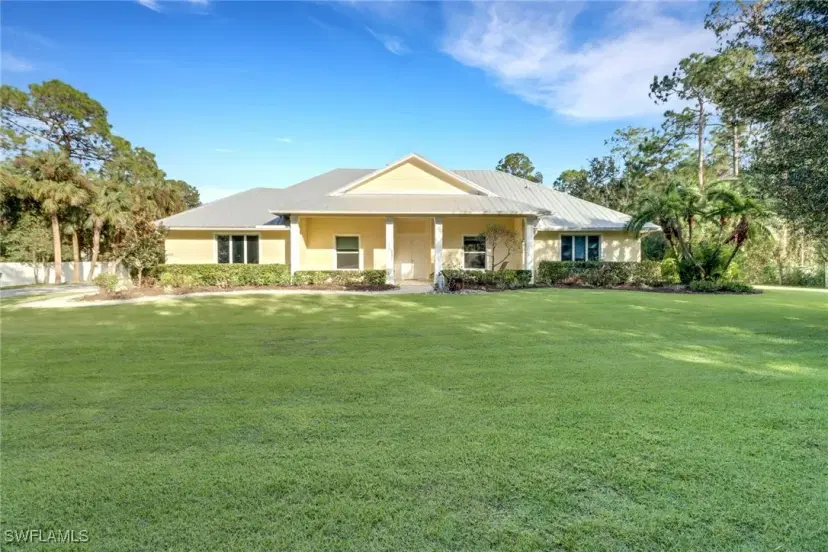 Picture of 282 13Th St Nw, Naples FL 34120