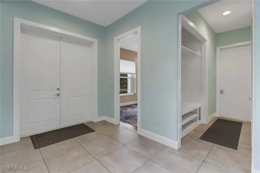Picture of 282 13Th St Nw, Naples FL 34120