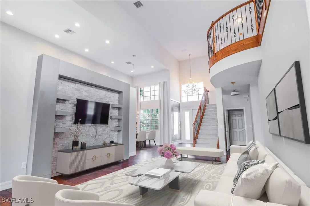 Picture of 11180 Sand Pine Ct, Fort Myers, FL 33913