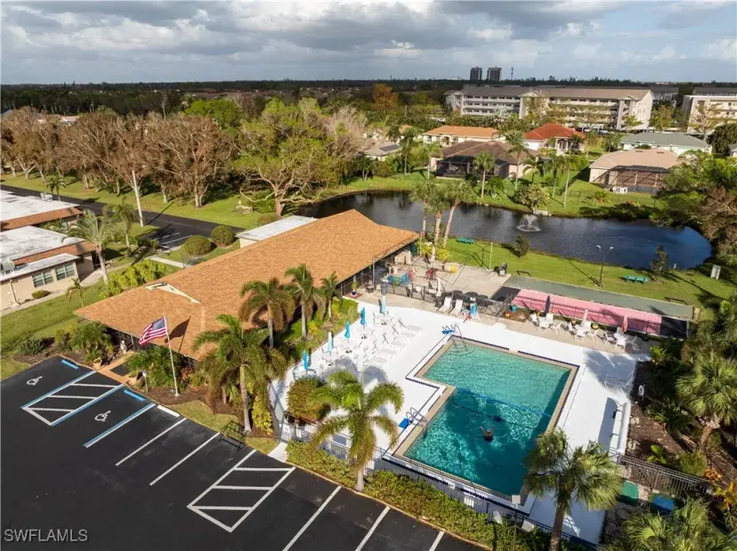 Picture of 1500 Popham Dr B19, Fort Myers FL 33919