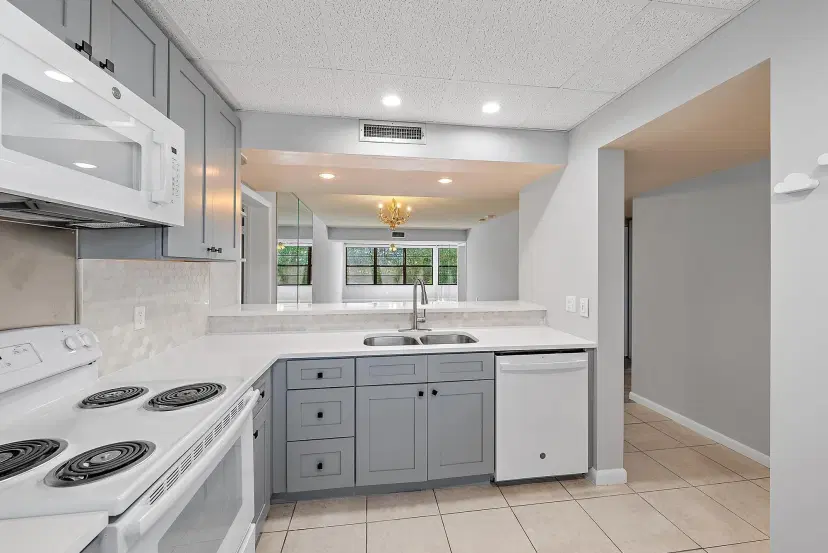 Picture of 3515 Village Boulevard 102, West Palm Beach FL 33409