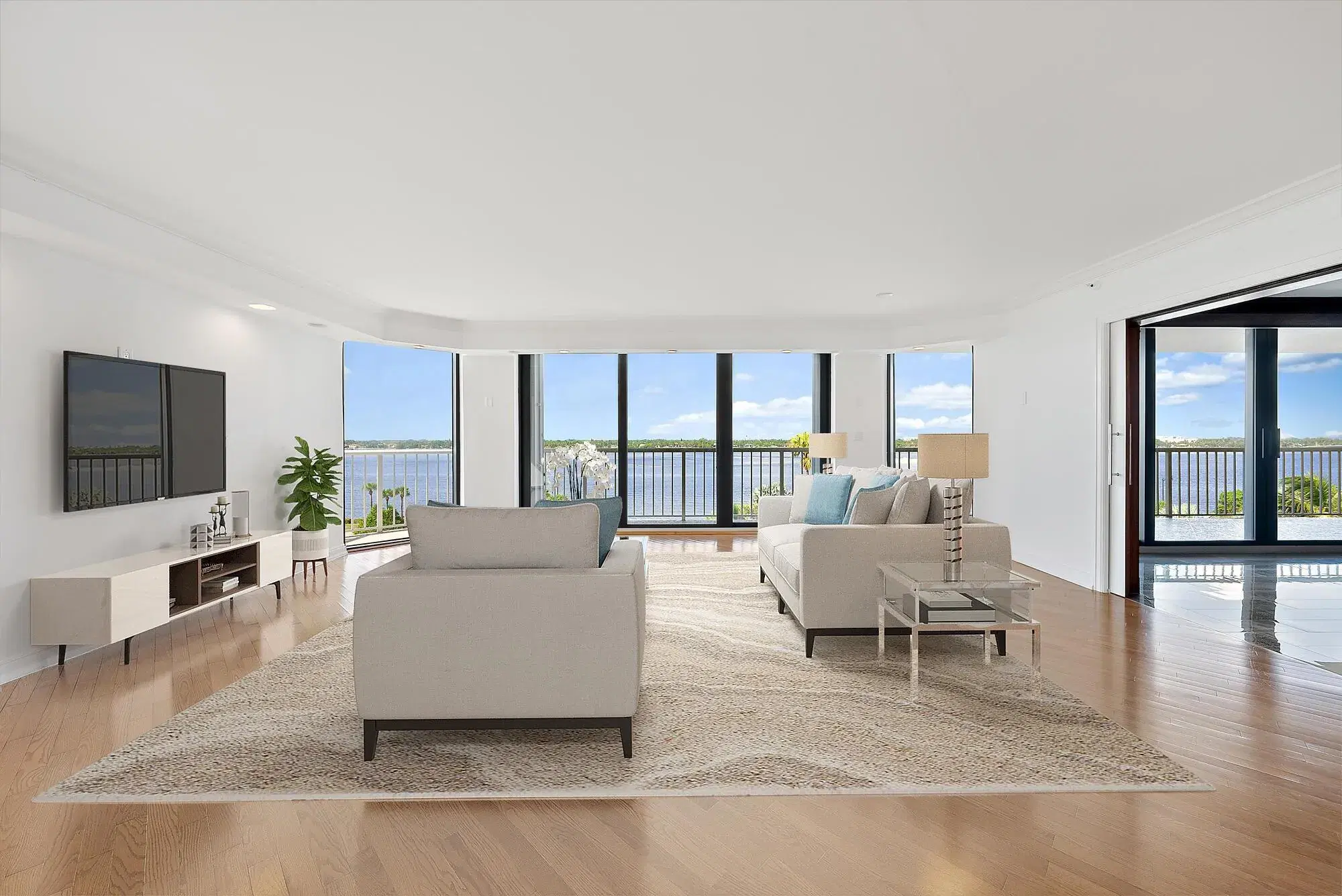 Picture of 3170 S Ocean Boulevard S606, Palm Beach, FL 33480