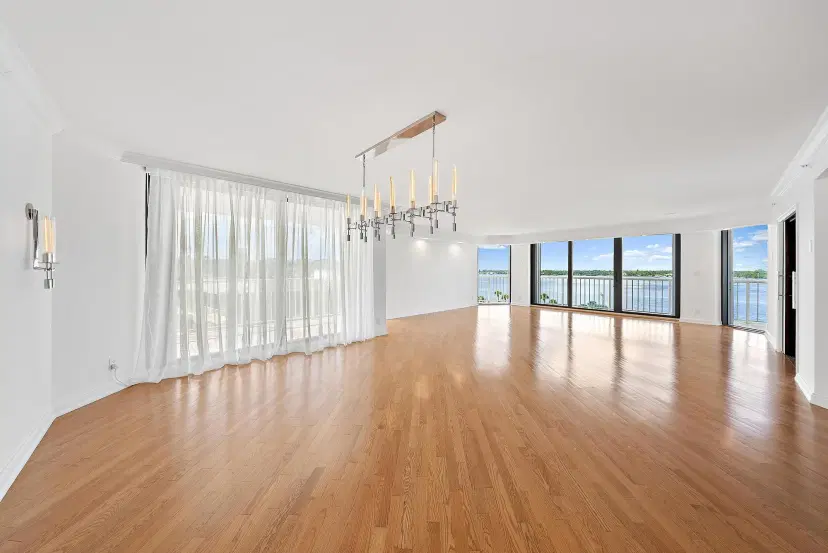 Picture of 3170 S Ocean Boulevard S606, Palm Beach FL 33480