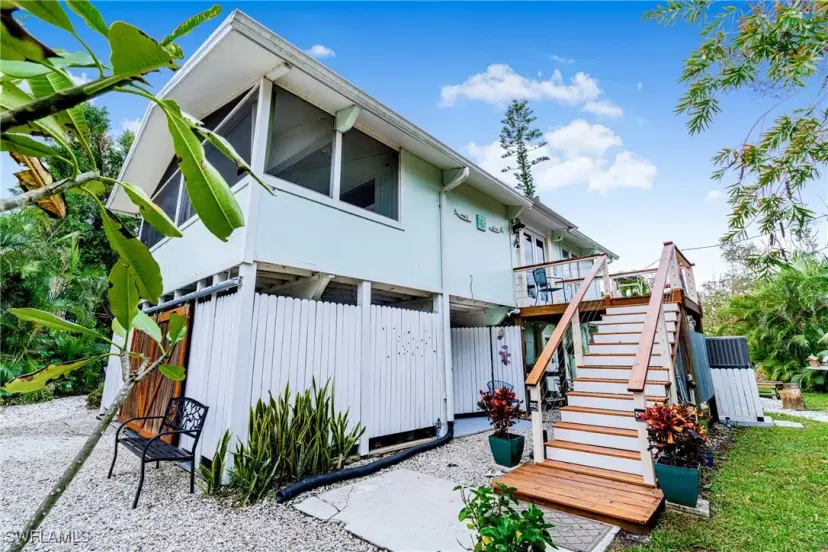 Picture of 10931 Russell Rd, Bokeelia FL 33922