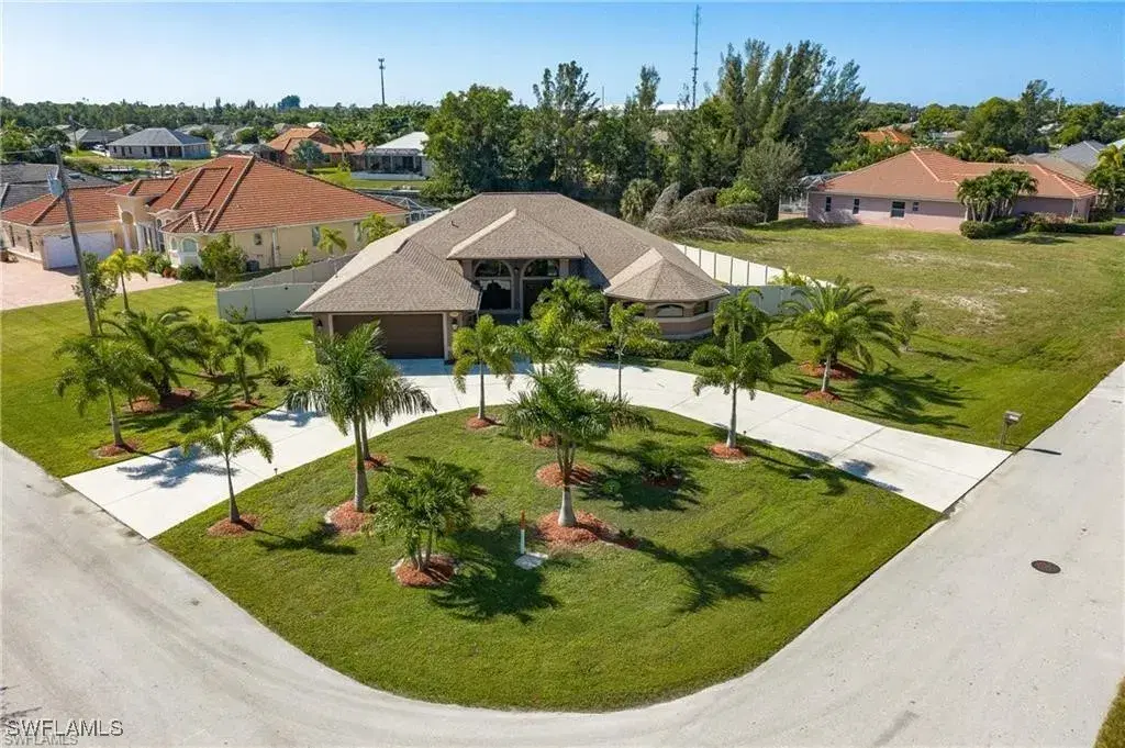 Picture of 1718 SW 30Th Ter, Cape Coral, FL 33914