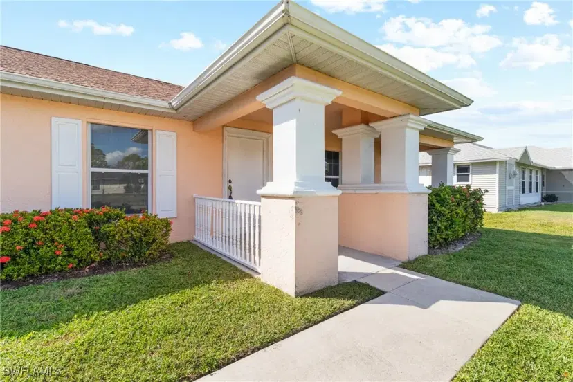 Picture of 1120 SW 9Th Ave, Cape Coral FL 33991