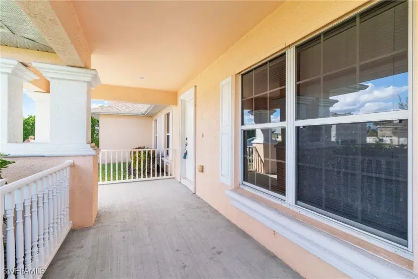Picture of 1120 SW 9Th Ave, Cape Coral FL 33991