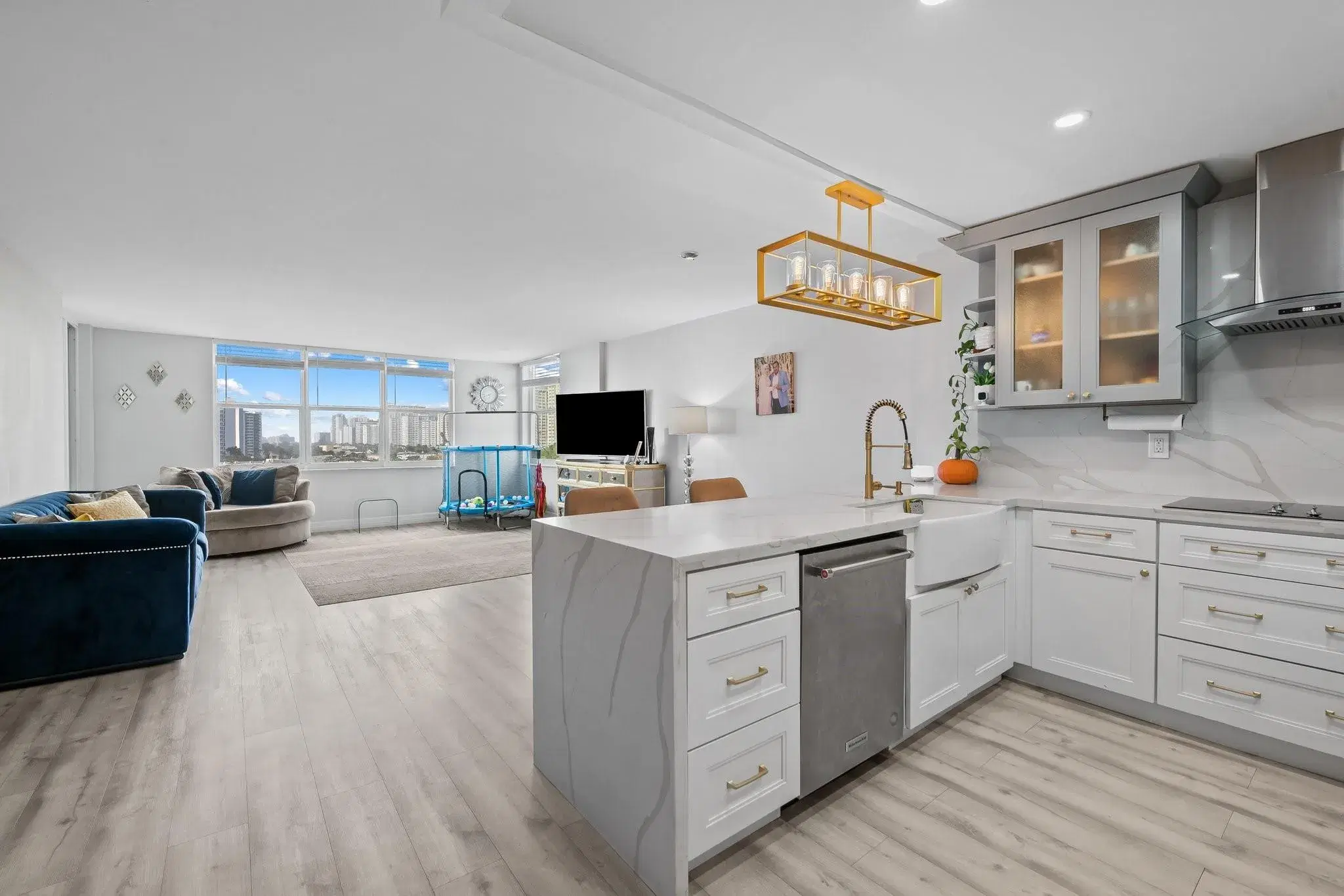 Picture of 3015 N Ocean Blvd 6E, Fort Lauderdale, FL 33308