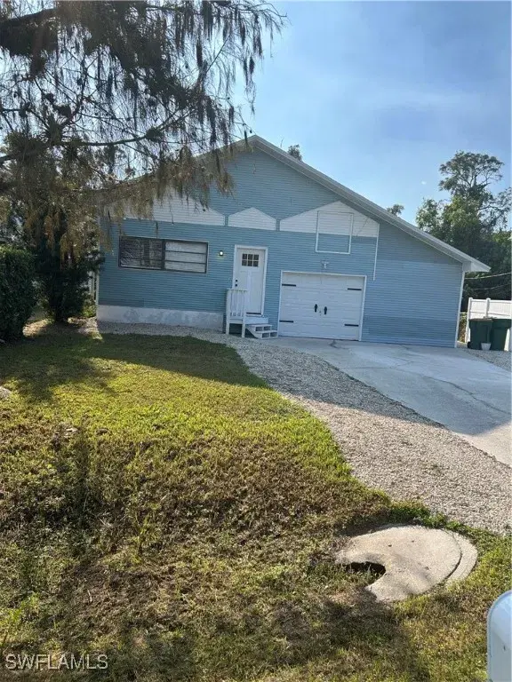 Picture of 281 Benson St E, Naples FL 34113