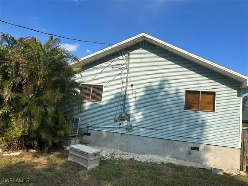 Picture of 281 Benson St E, Naples FL 34113