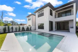 Picture of 821 99Th Ave N 1, Naples, FL 34108