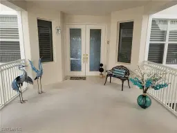 Picture of 720 Waterford Dr 302, Naples, FL 34113