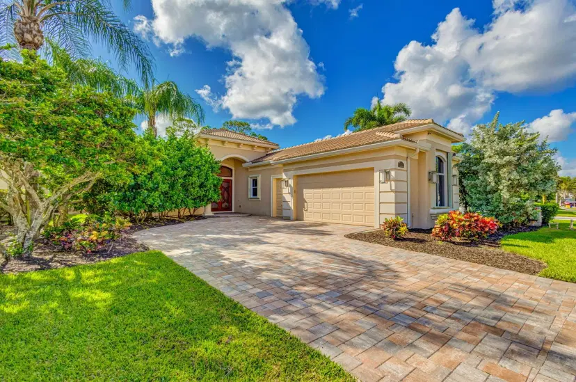 Picture of 210 Porto Vecchio Way, Palm Beach Gardens FL 33418