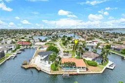 Picture of 418 Tarpon Ct, Marco Island, FL 34145