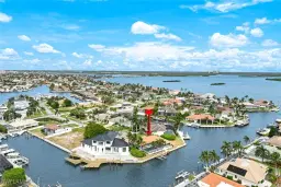 Picture of 418 Tarpon Ct, Marco Island, FL 34145