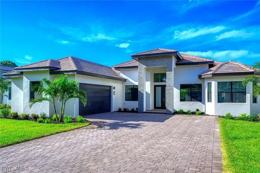 Picture of 961-2 22Nd St Se, Naples FL 34117